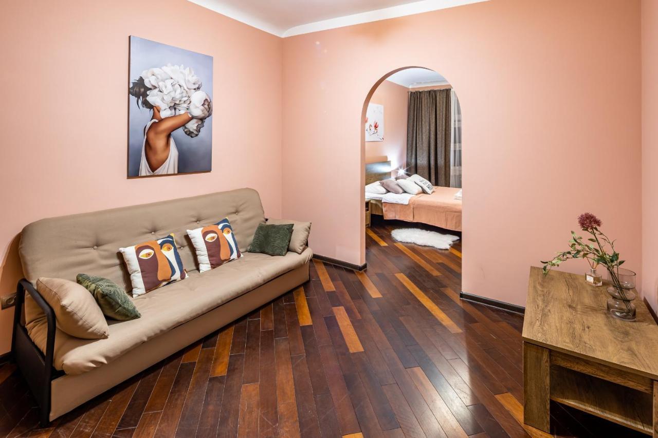 The Main Square! 2 Separated Bedrooms, Balcony Львів Екстер'єр фото